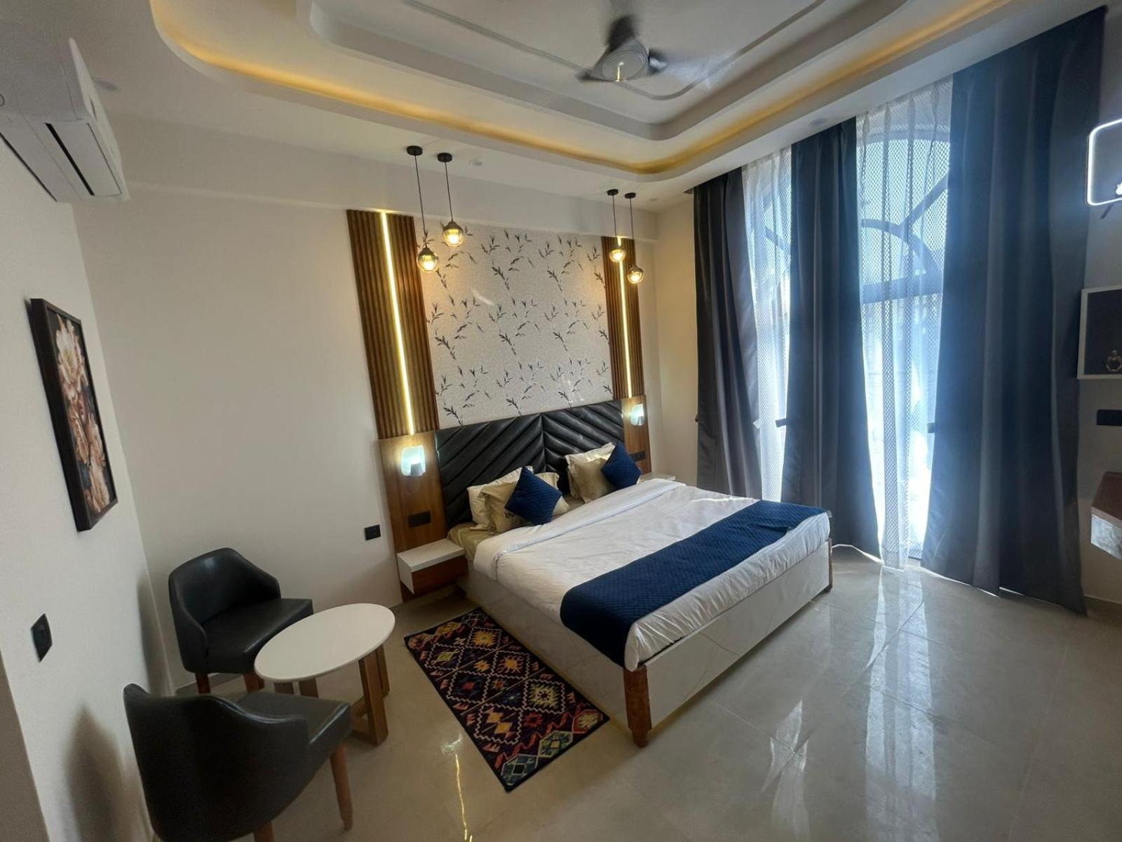 Cloud9 Stays Lucknow Exterior photo